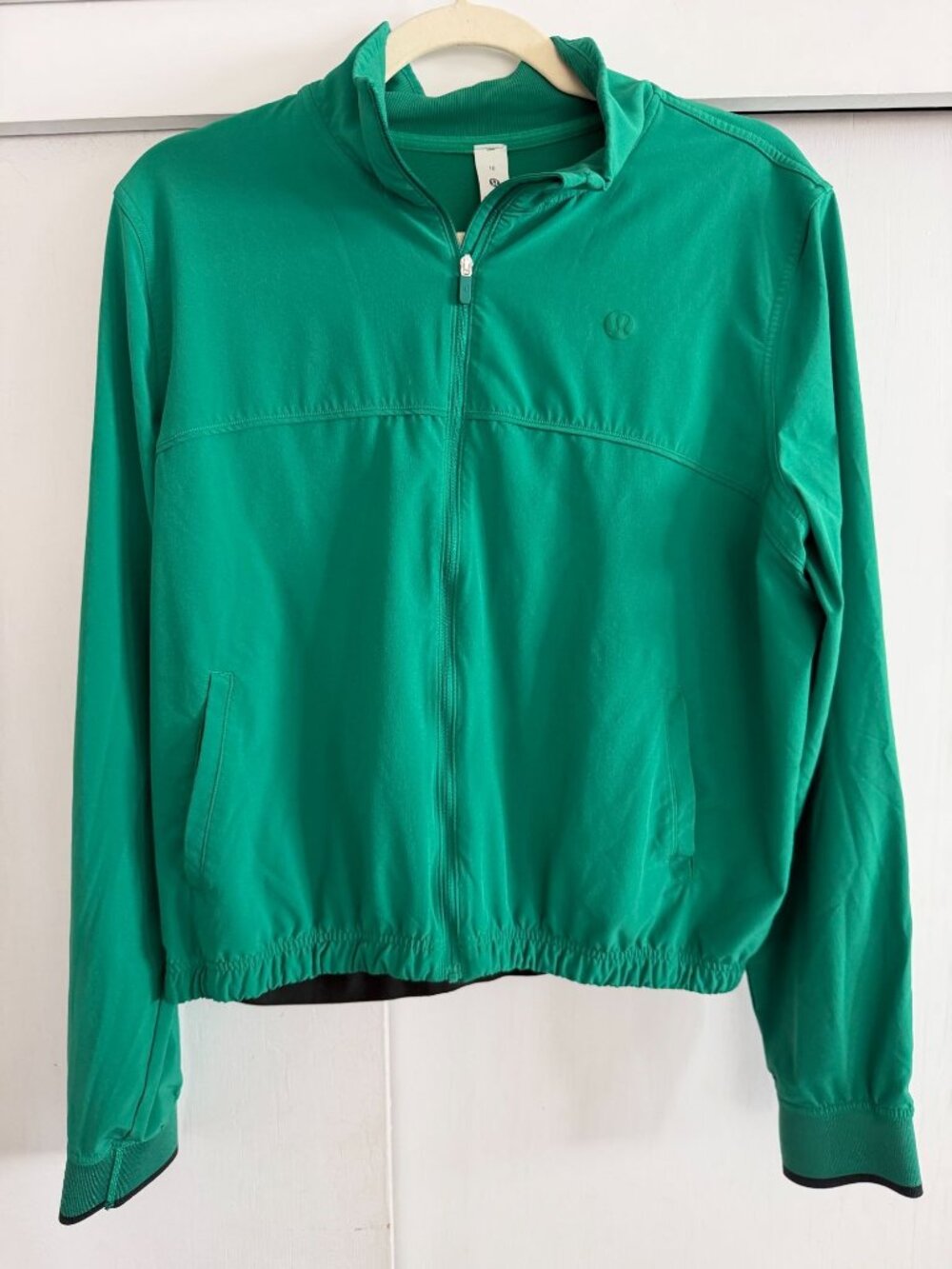 LULULEMON WOMENS COURT RIVAL TENNIS TRACK JACKET RACEWAY GREEN SZ 10